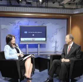 联合国秘书长潘基文与全球网友访谈互动