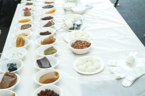 “HOLD”住灵思“超萌”DIY月饼送关爱